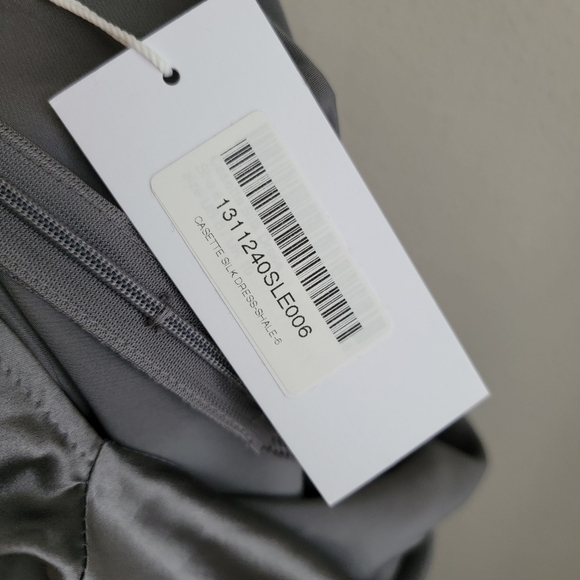 Reformation Casette Silk Dress in Shale size 6 NWT - Picture 11 of 11